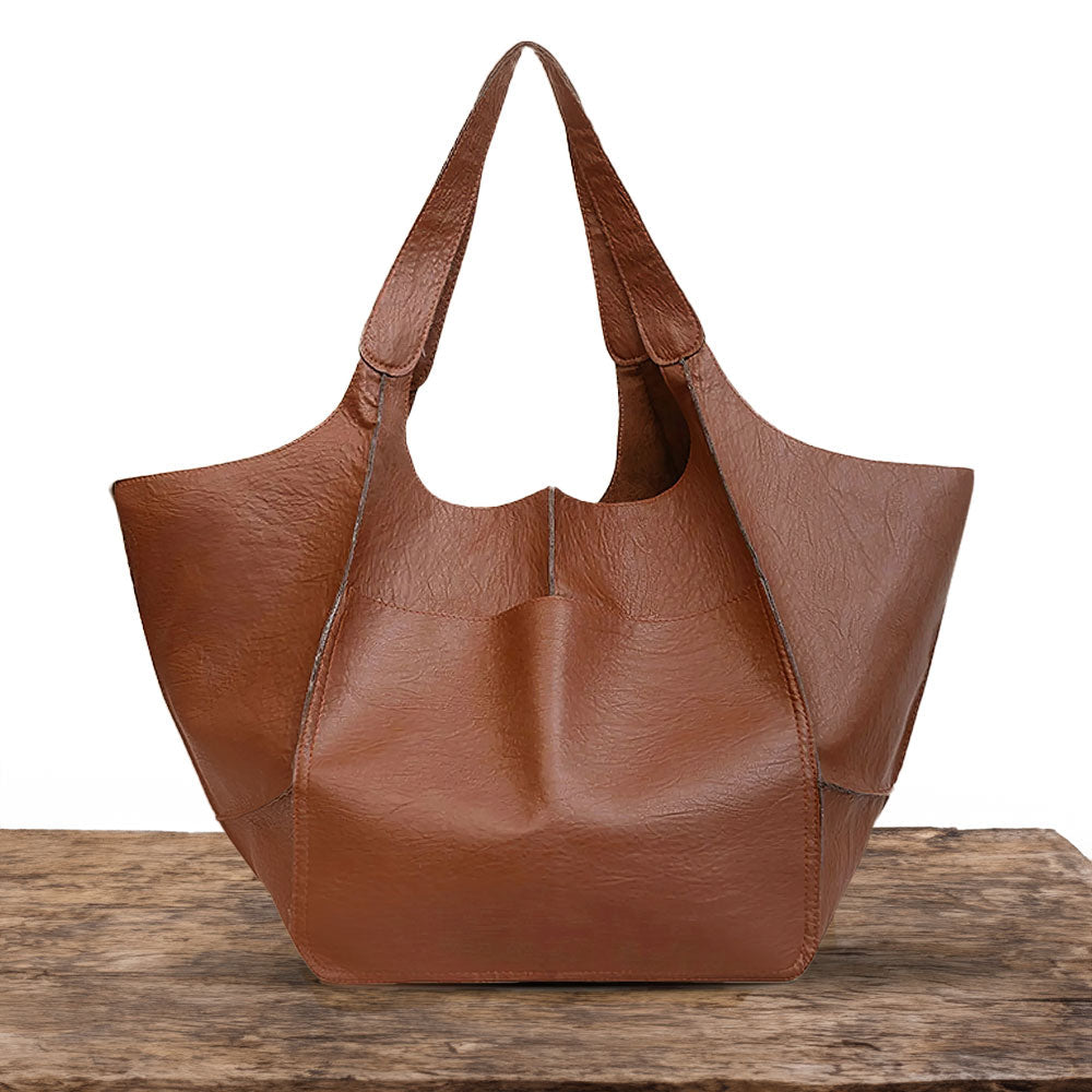 Lauras zeitlose Anziehung | Vintage Tasche