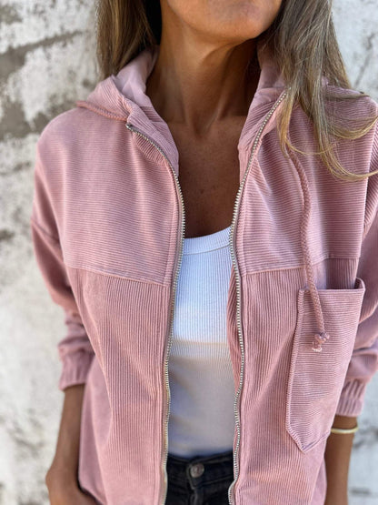 LILA – Lässige Jacke mit Kapuze