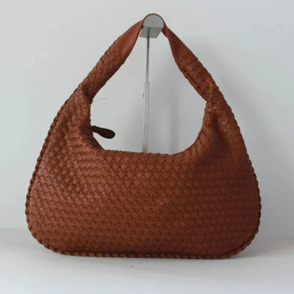 Woven Hobo Bag - Graces zeitloser Stil