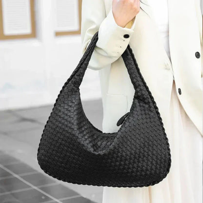 Woven Hobo Bag - Graces zeitloser Stil